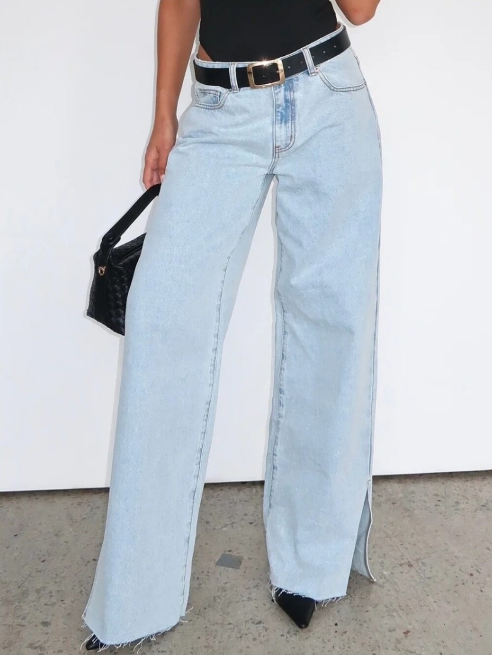 White Fox Boutique Summer Mid Rise Wide Leg Jeans - Glacier Blue, size XS
